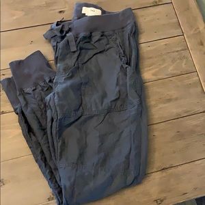 TNA cargo pants size S